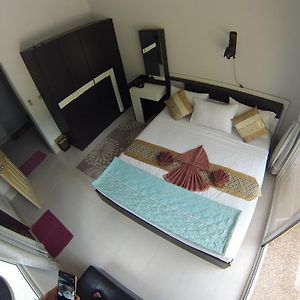 Villa à 2 Chambres à Coucher